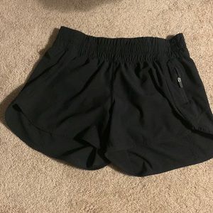 Lululemon tracker shorts. 4 in length